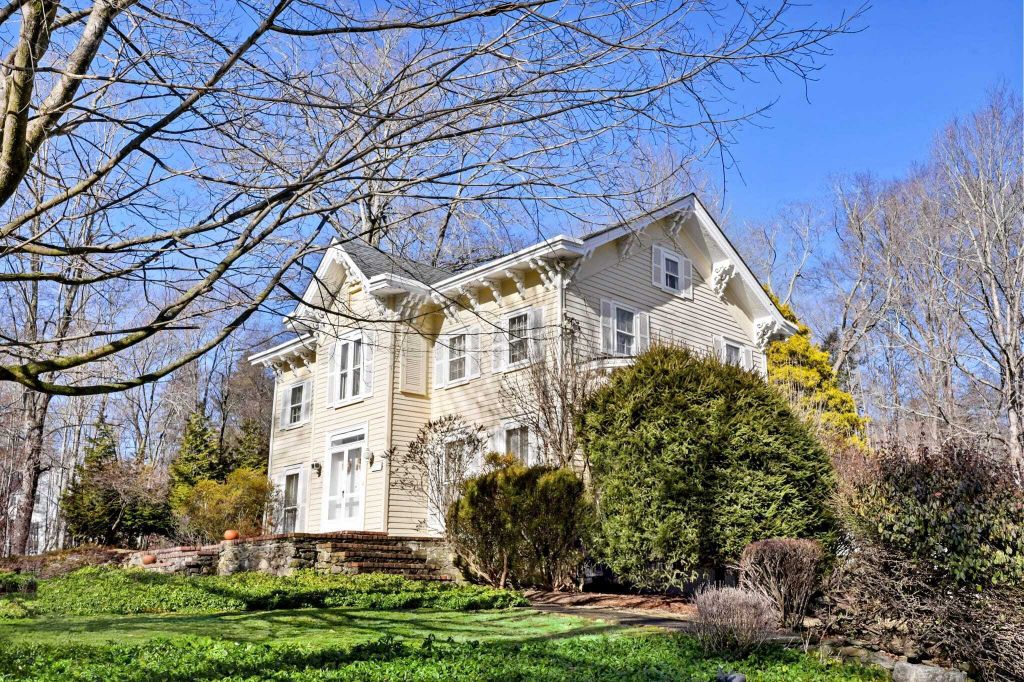 Property photo 1 of 30