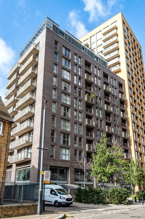 Property photo 1 of 9 External