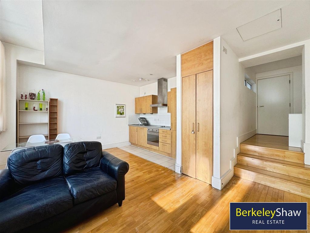 Property photo 3 of 11 Kitchen Diner/Living Area