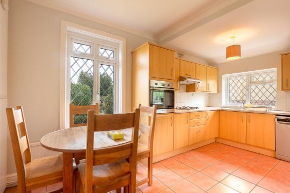 Property photo 3 of 18 Kitchen 2