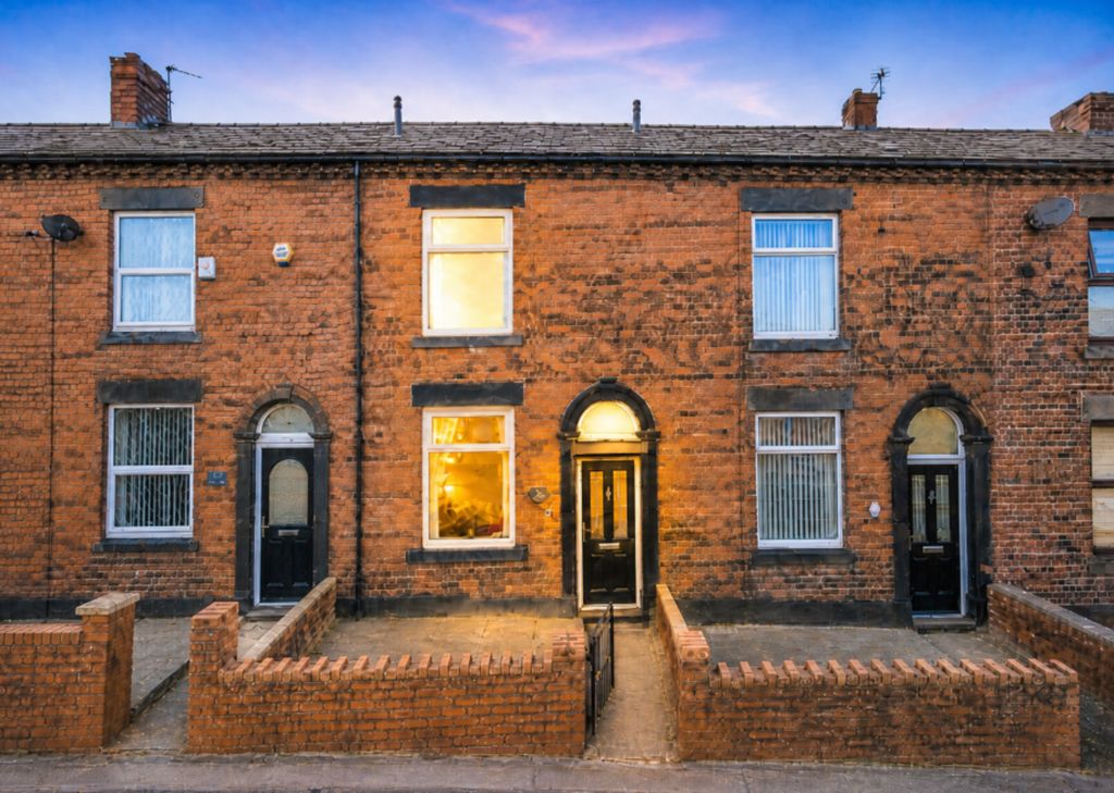 Property photo 1 of 7