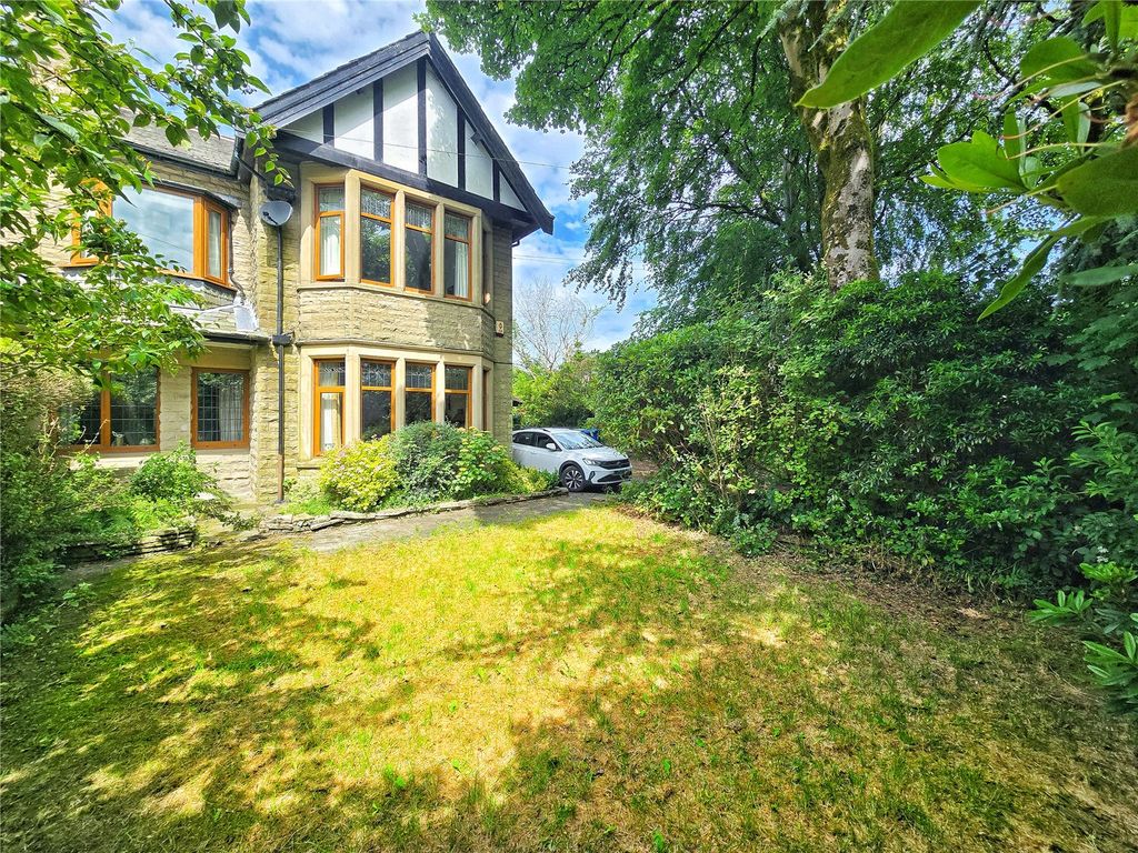 Property photo 1 of 37 Large Period Home