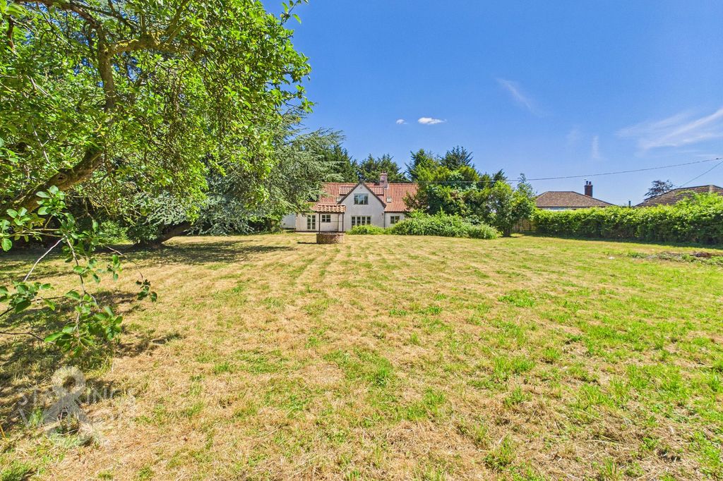 Property photo 1 of 39