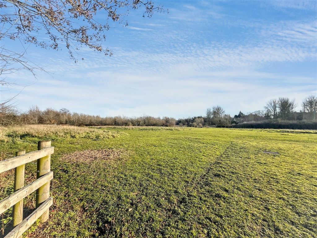 Property photo 2 of 18 Img_3367.Jpg