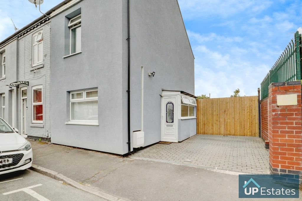 Property photo 1 of 23 Front Aspect