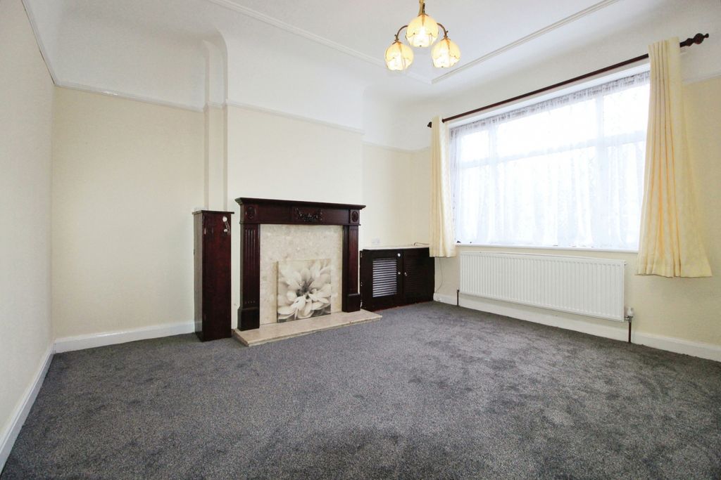 Property photo 2 of 29 Gallery