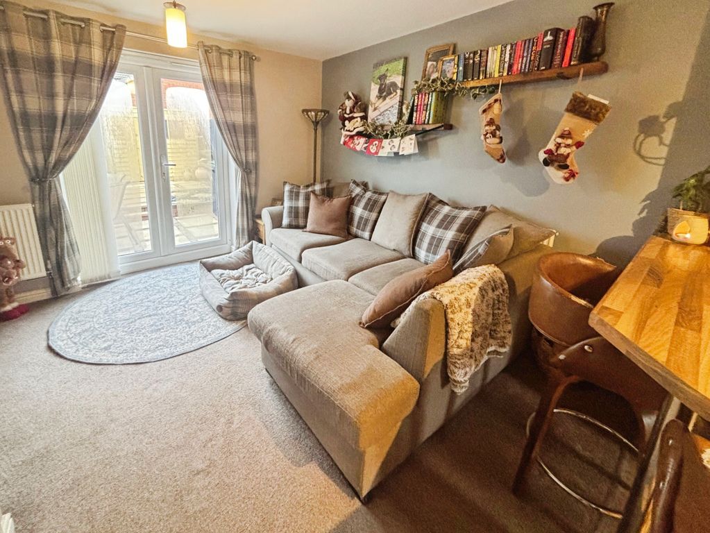 Property photo 3 of 11 Photo #3