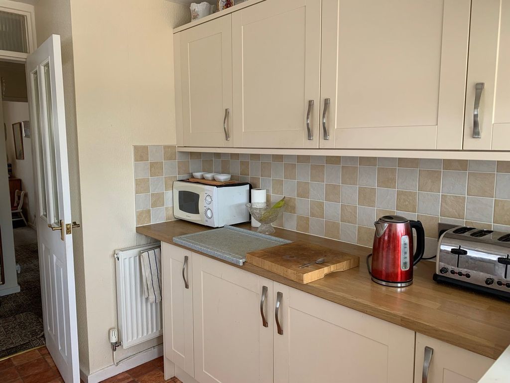 Property photo 3 of 23