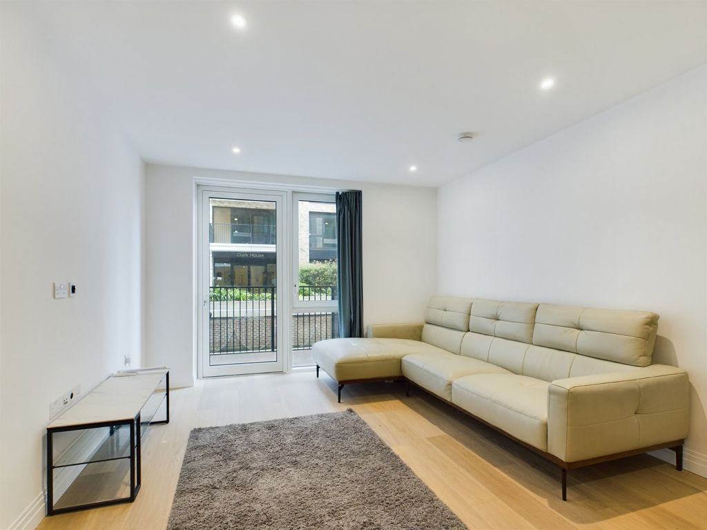 Property photo 1 of 8