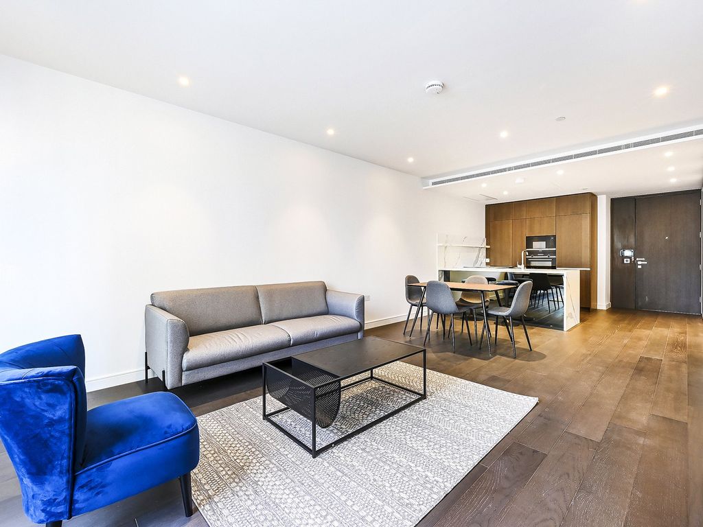 Property photo 2 of 19 Ellington Tower