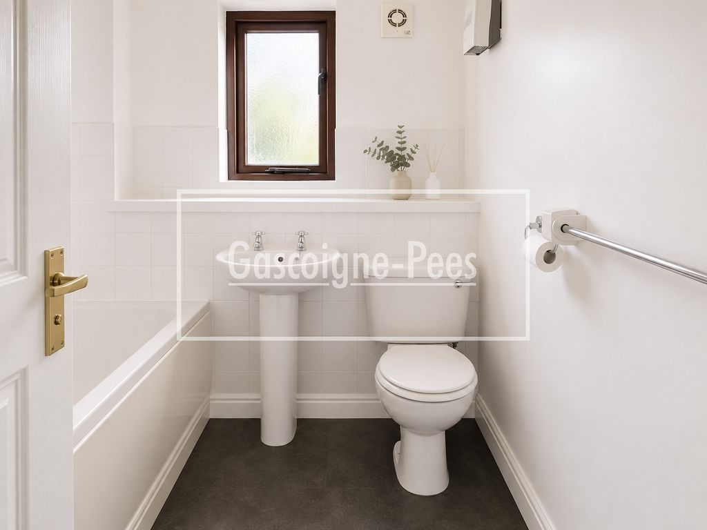 Property photo 3 of 5