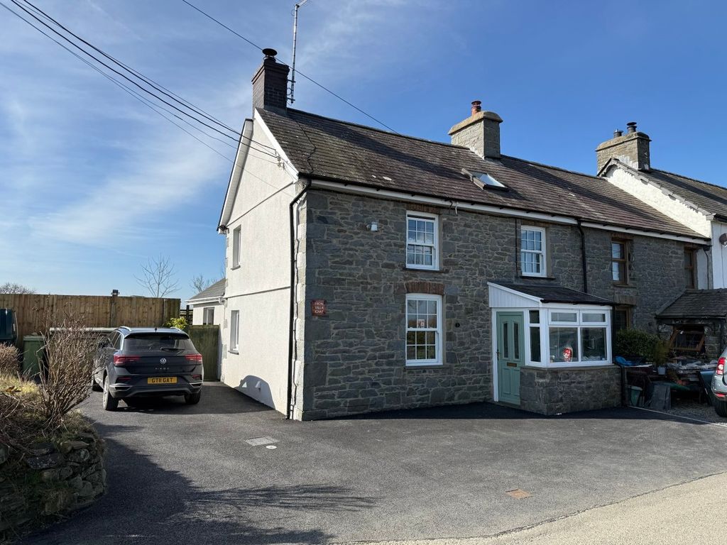 Property photo 1 of 34