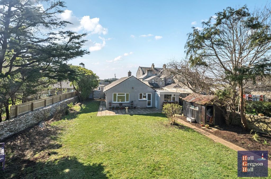 Property photo 2 of 28 80Cb8709-9F4F-4F5F-97B5-A45478A127c3.Jpg