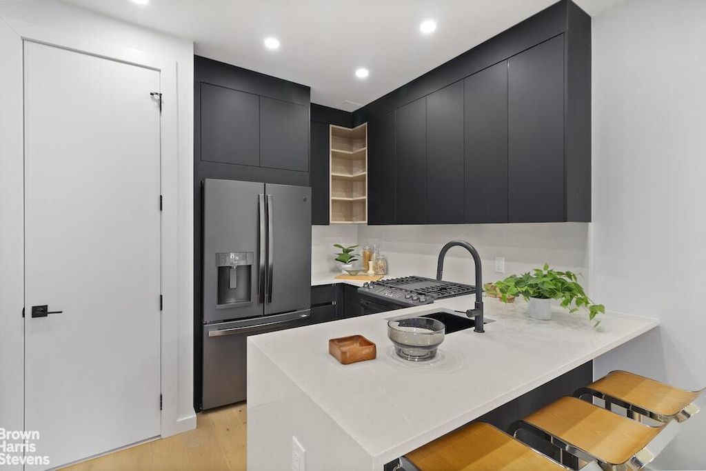 Property photo 3 of 19 <Alttext/>