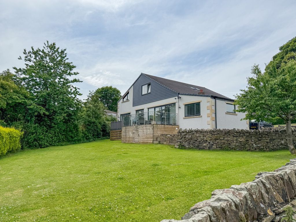 Property photo 1 of 36