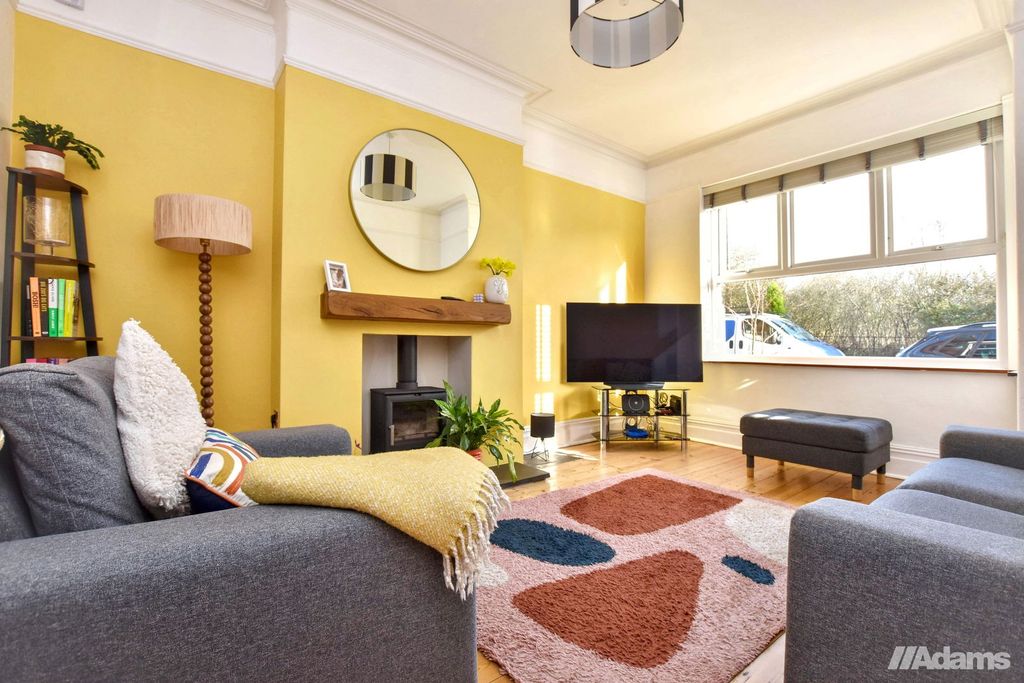 Property photo 2 of 24