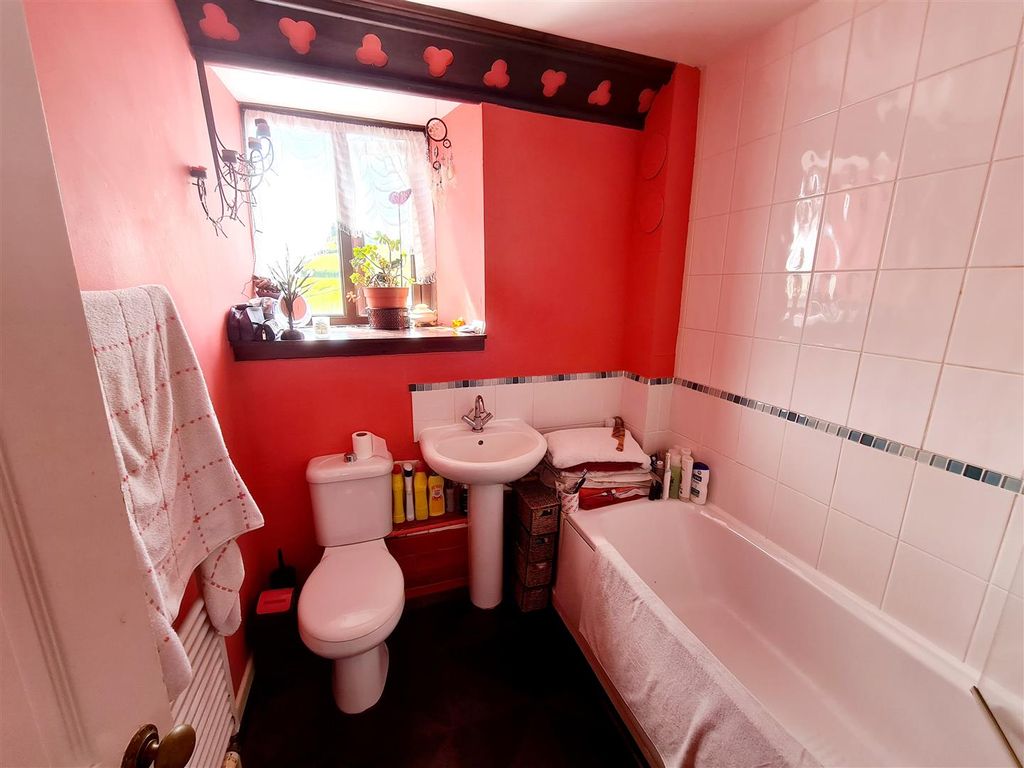 Additional image 5 of 2 bed maisonette for saleWooda Road, Launceston PL15