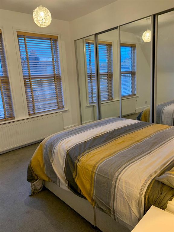 Property photo 2 of 10 Bedroom.Jpg