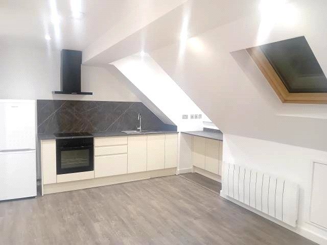Property photo 2 of 7 Kitchen
