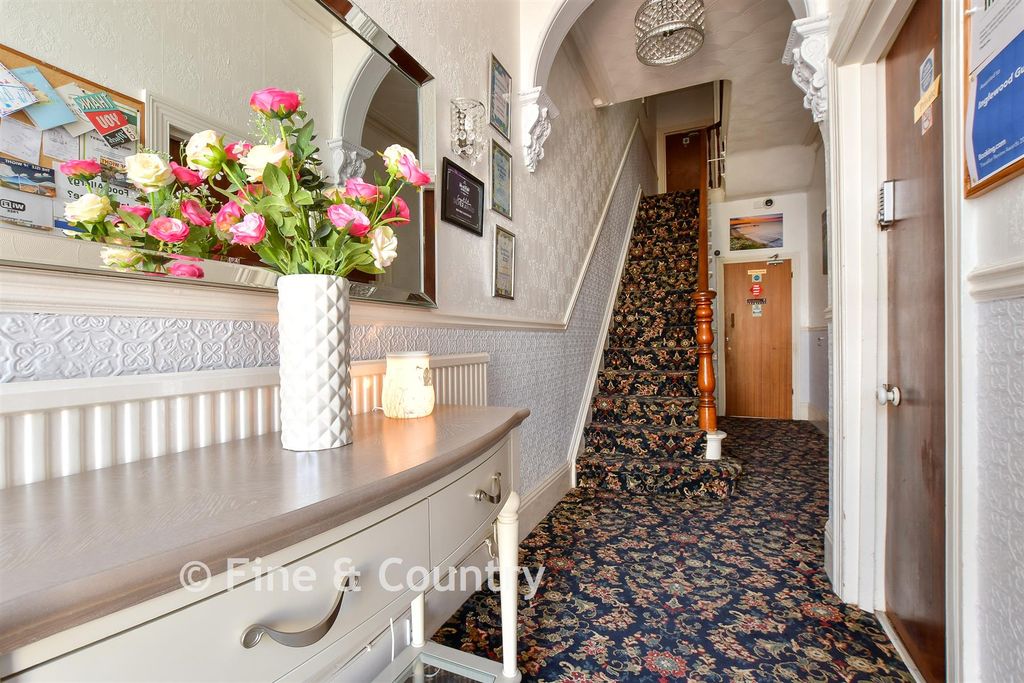 Property photo 3 of 17 Hallway