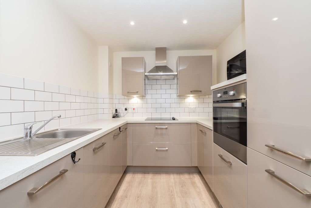 Property photo 3 of 14 Picture No. 07