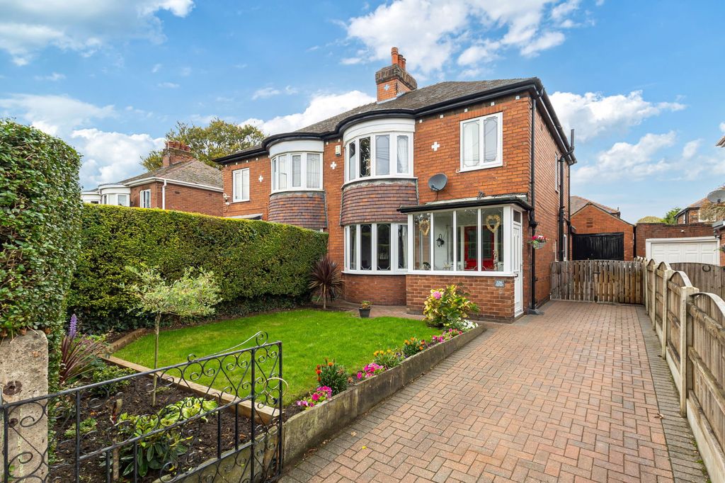 Property photo 1 of 25