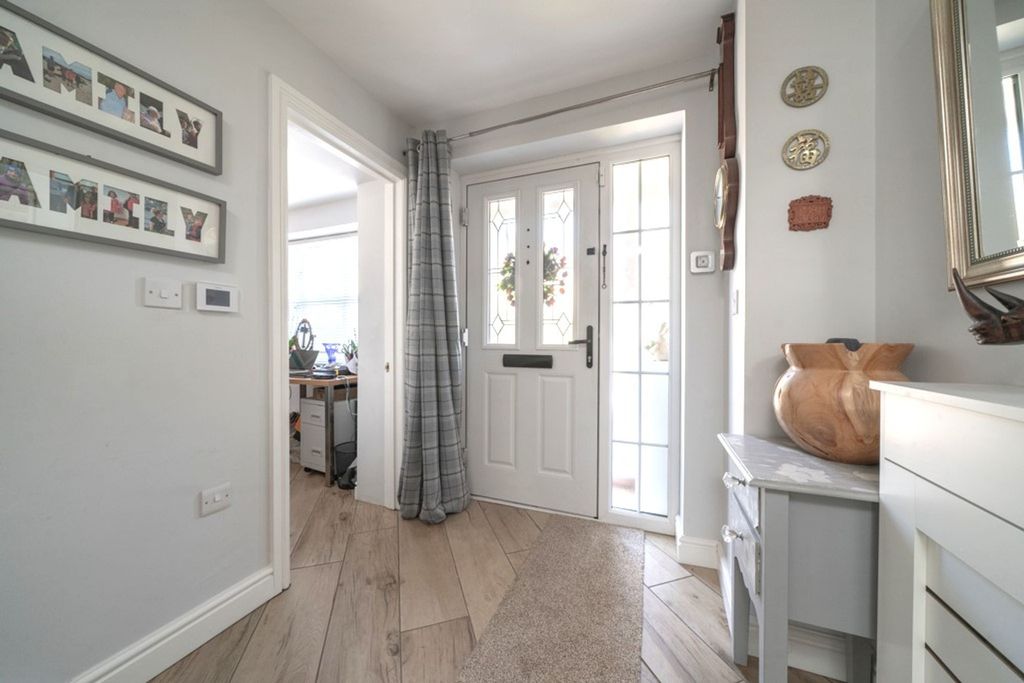 Additional image 13 of 5 bed detached house for saleMayflower Close, Glossop SK13