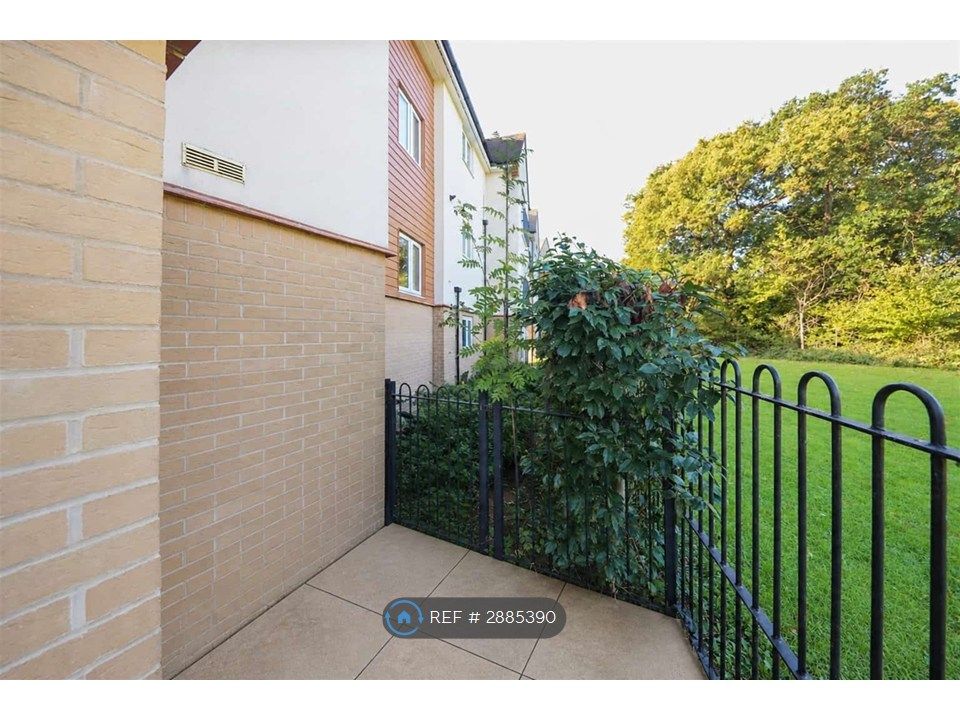 Property photo 3 of 10
