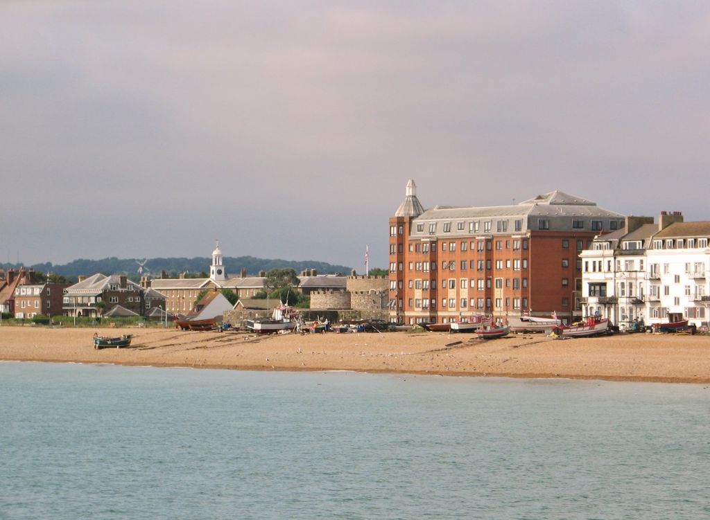 Additional image 11 of 2 bed flat for saleThe Queens, Ranelagh Road, Deal CT14