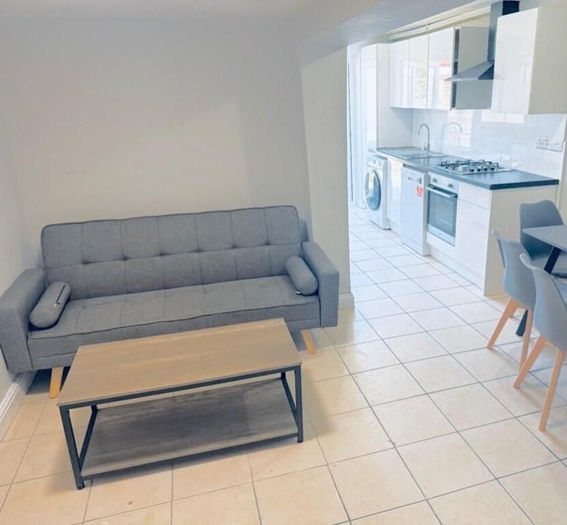 Property photo 1 of 5 1