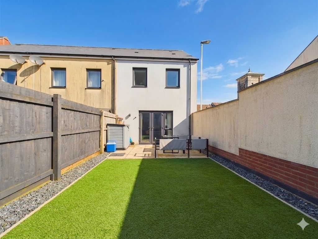 Property photo 2 of 30