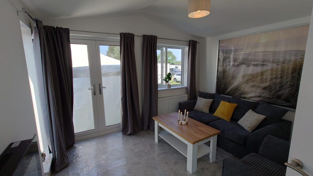 Property photo 3 of 7 Lounge 2.Jpg