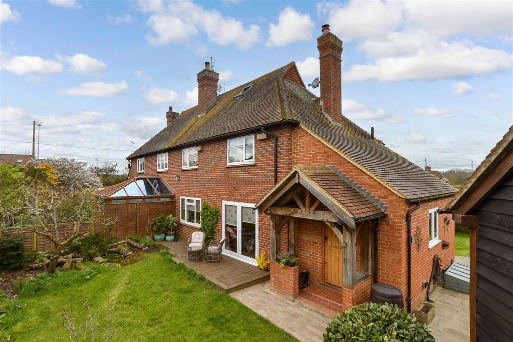 Property photo 2 of 12 External (Web)