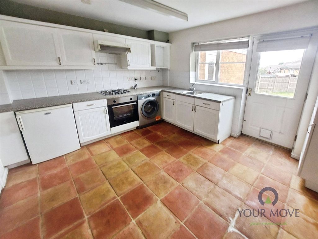 Property photo 2 of 15 Picture No. 13