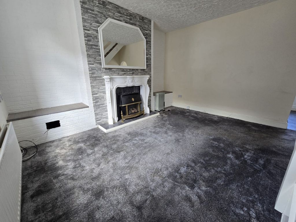 Property photo 2 of 13 Gallery