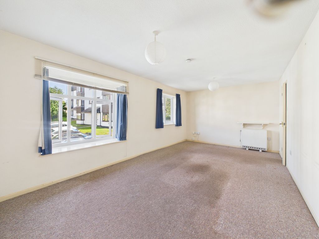 Property photo 3 of 19