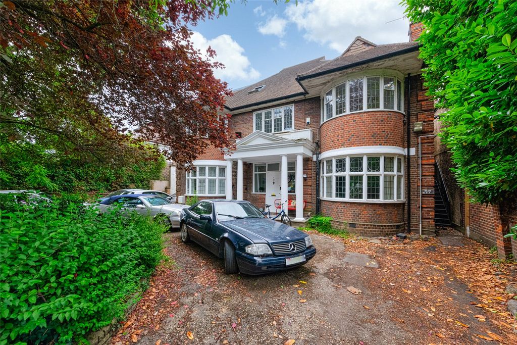Property photo 3 of 16 Picture No. 82