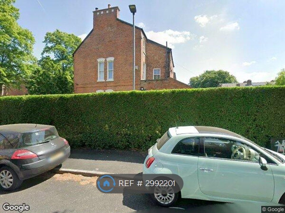 Property photo 1 of 17