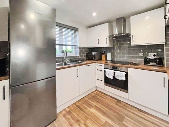 Property photo 2 of 9 Pbox-Img.Jpg