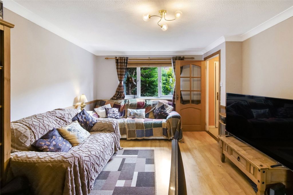 Property photo 2 of 22 Picture No. 03