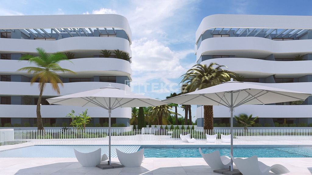 Property photo 1 of 35