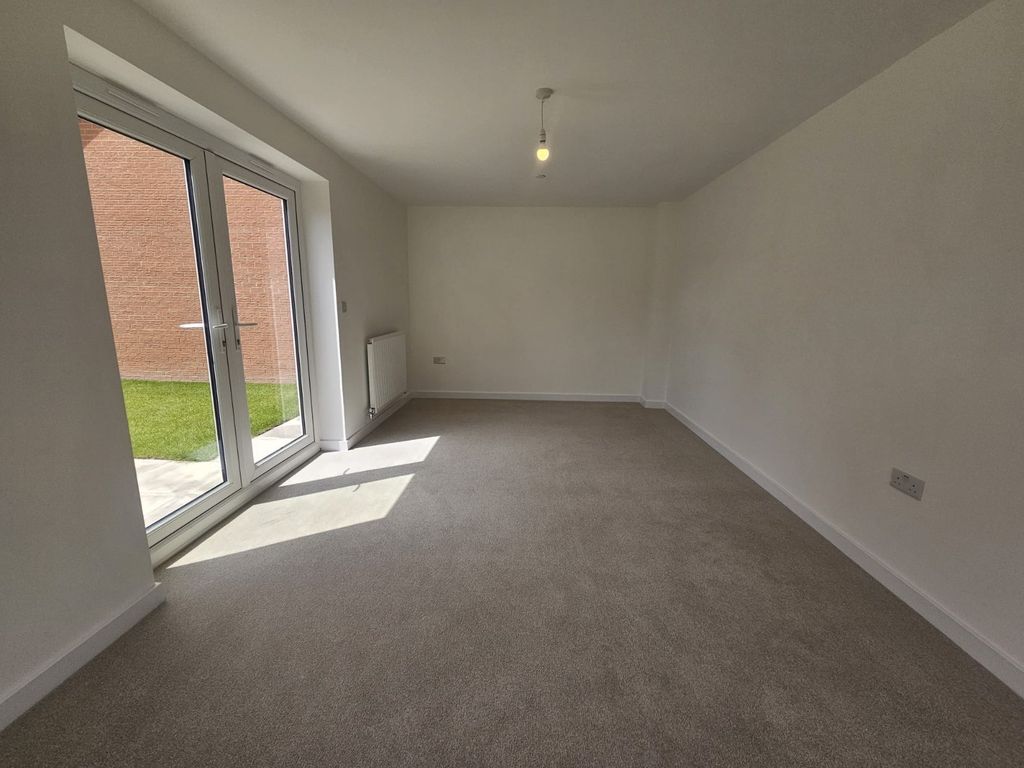 Property photo 3 of 19 Picture No. 20