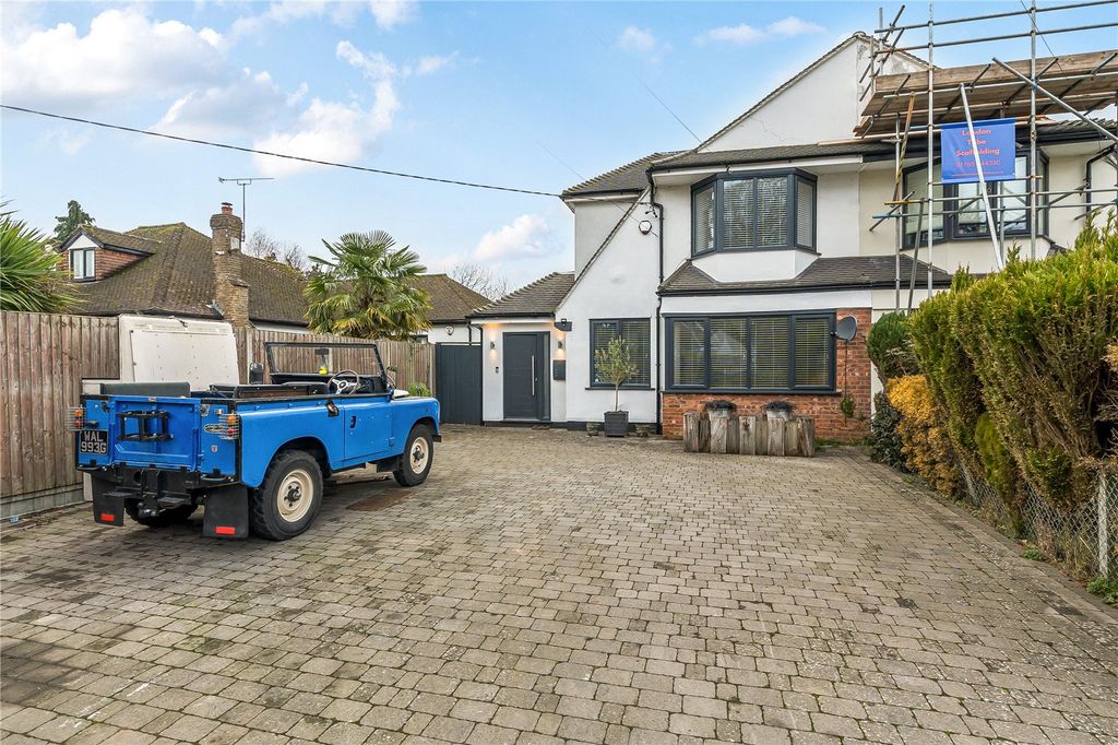 Property photo 3 of 21 Picture 3