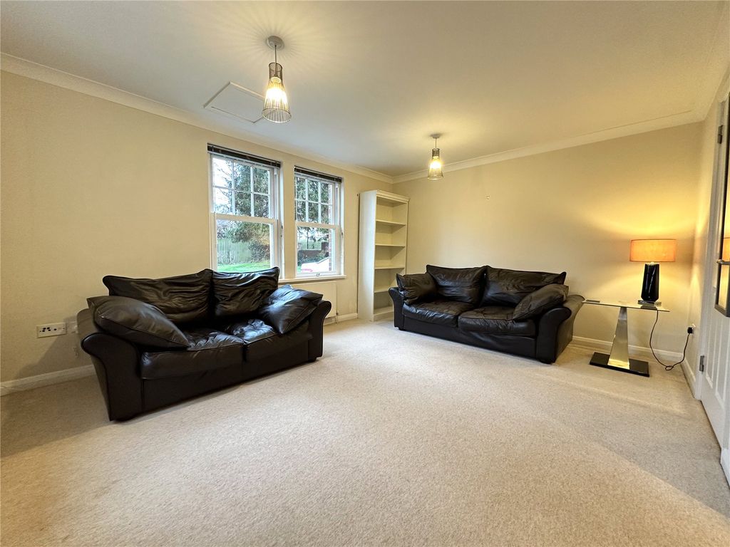 Property photo 2 of 11 Picture No. 07