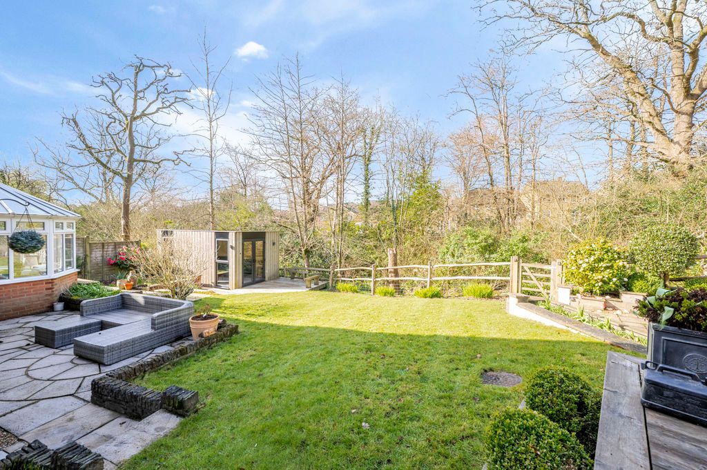 Property photo 3 of 22 Photo 21