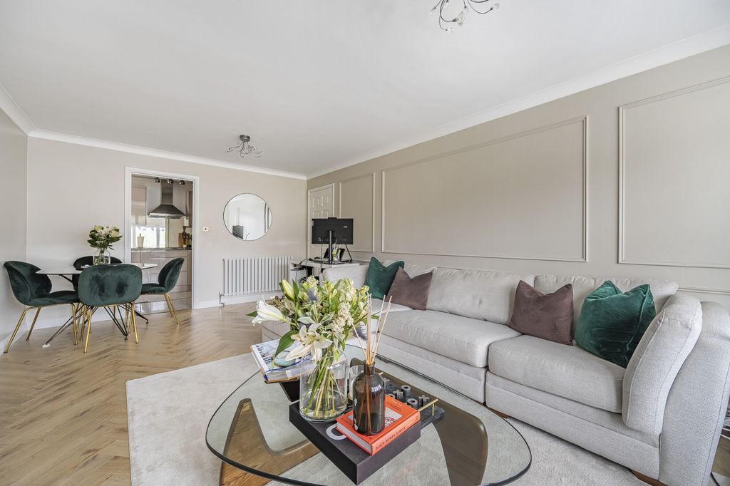 Property photo 3 of 14 Reception