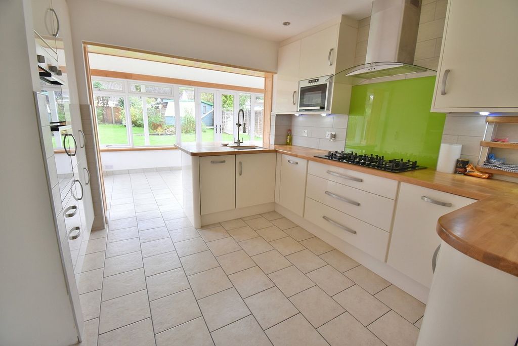 Property photo 3 of 38