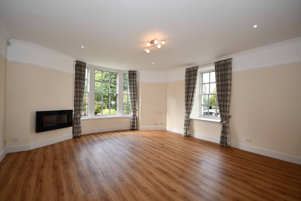 Property photo 2 of 12 Photo