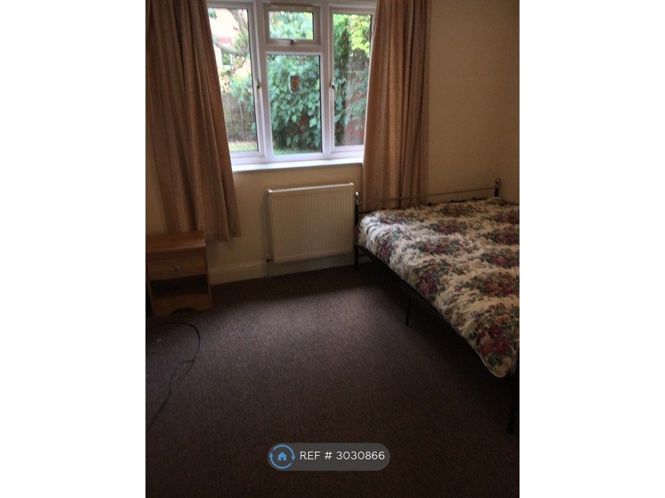 Property photo 2 of 6