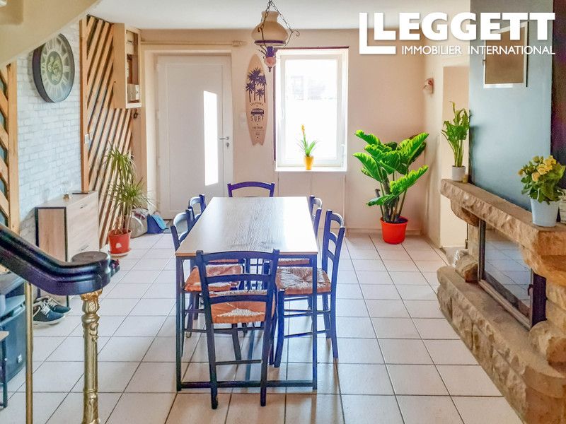 Property photo 3 of 10